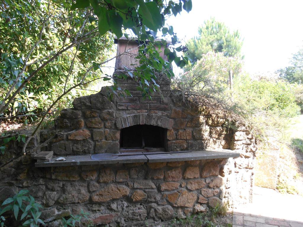בית הארחה Fauglia 	Fioralice חדר תמונה